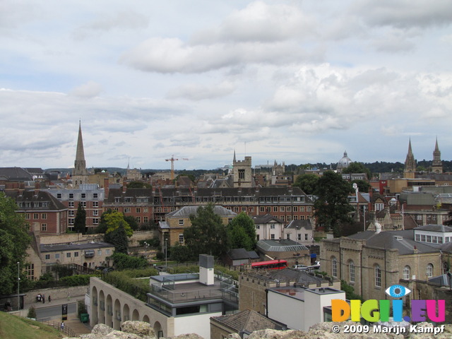 SX07778 View over Oxford from castle mount